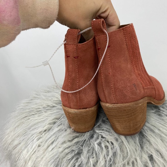 Frye Alton Chelsea Suede Boot Rosewood Size 8 NEW - Picture 7 of 9